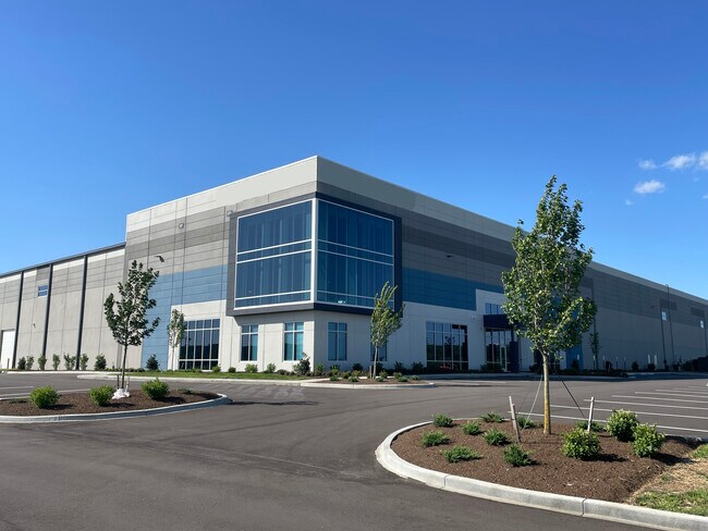 Plus de détails pour 1051 Trey St, Jeffersonville, IN - Bureau, Industriel/Logistique à louer