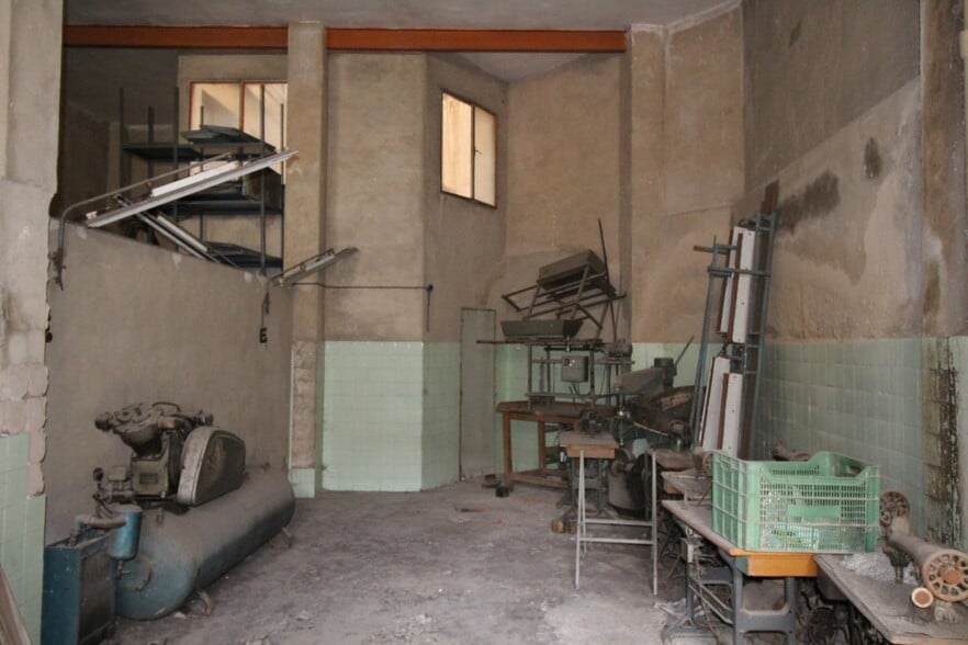 View Photo