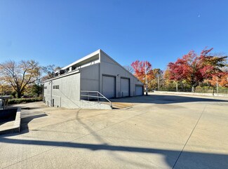 Plus de détails pour 7801 Blue Ridge Blvd, Kansas City, MO - Industriel/Logistique à louer