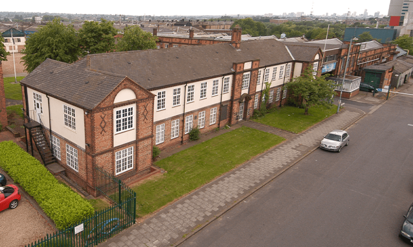 Redfern Rd, Birmingham à louer - Photo de l’immeuble – Image 2 sur 20