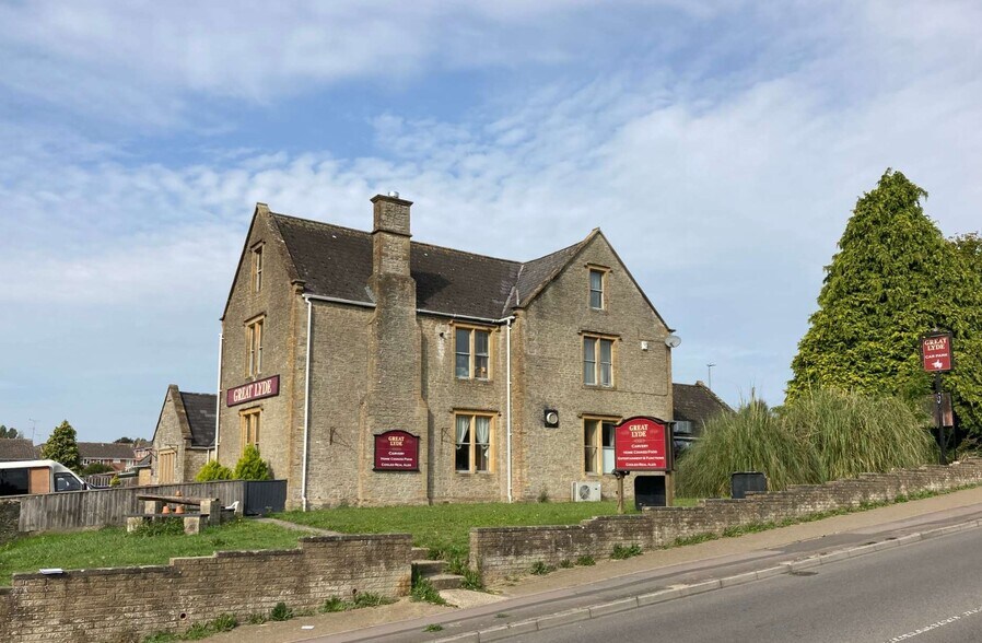 1 Cavalier Way, Yeovil à vendre - Photo de l’immeuble – Image 1 sur 4