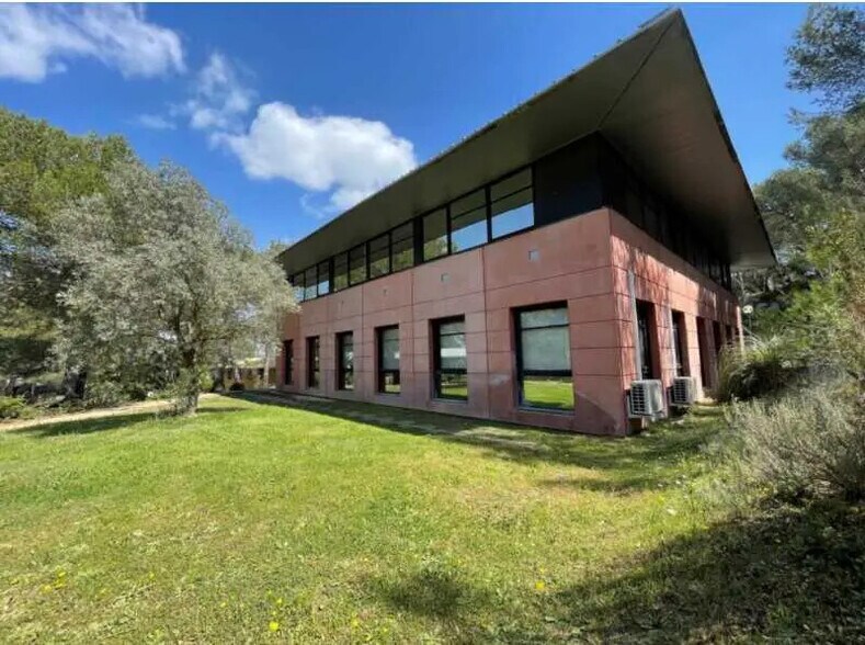 Bureau dans Aix-en-Provence à louer - Photo de l’immeuble – Image 1 sur 13