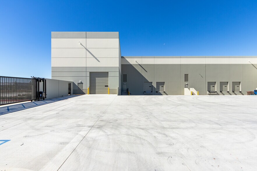 14280 Rebecca St, Moreno Valley, CA à louer - Photo de l’immeuble – Image 3 sur 20