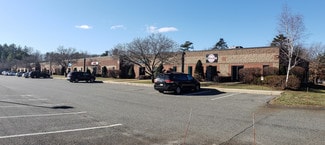 Plus de détails pour 35 Pond Park Rd, Hingham, MA - Bureau à louer