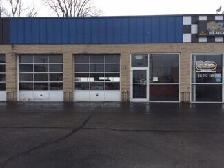 Plus de détails pour 1701-1719 E Riverside Blvd, Rockford, IL - Local commercial à louer