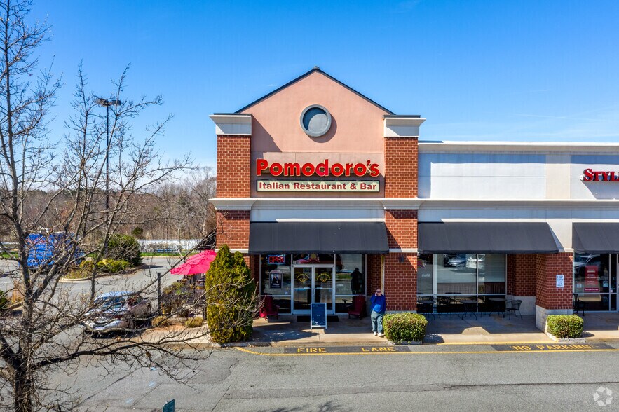 168 Norman Station Blvd, Mooresville, NC à louer - Photo de l’immeuble – Image 3 sur 17