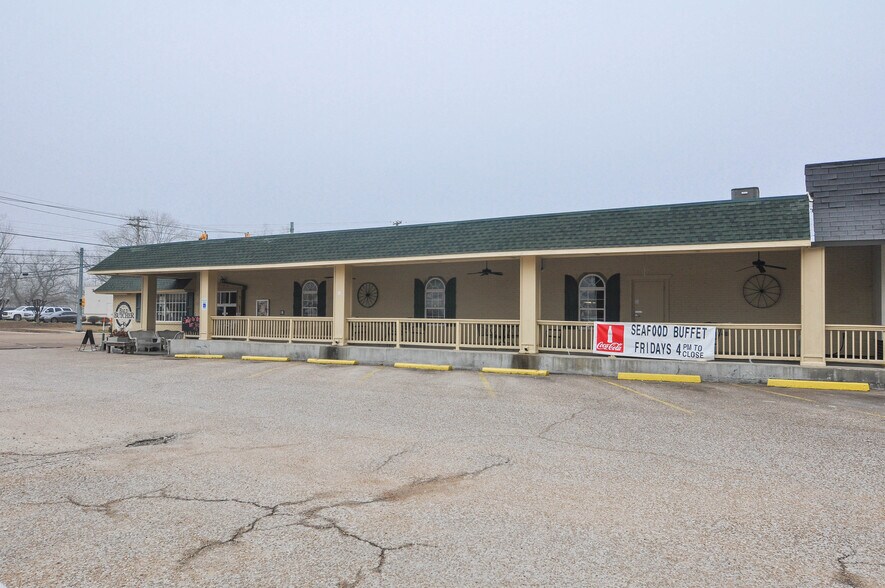 100 Star Shopping Ctr St, Covington, TN à vendre - Photo de l’immeuble – Image 2 sur 34