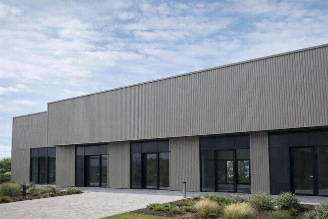 Plus de détails pour Local d'activités à louer