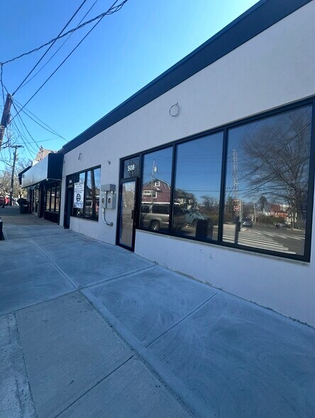 506-508 Henderson Ave, Staten Island, NY à louer - Photo principale – Image 1 sur 7