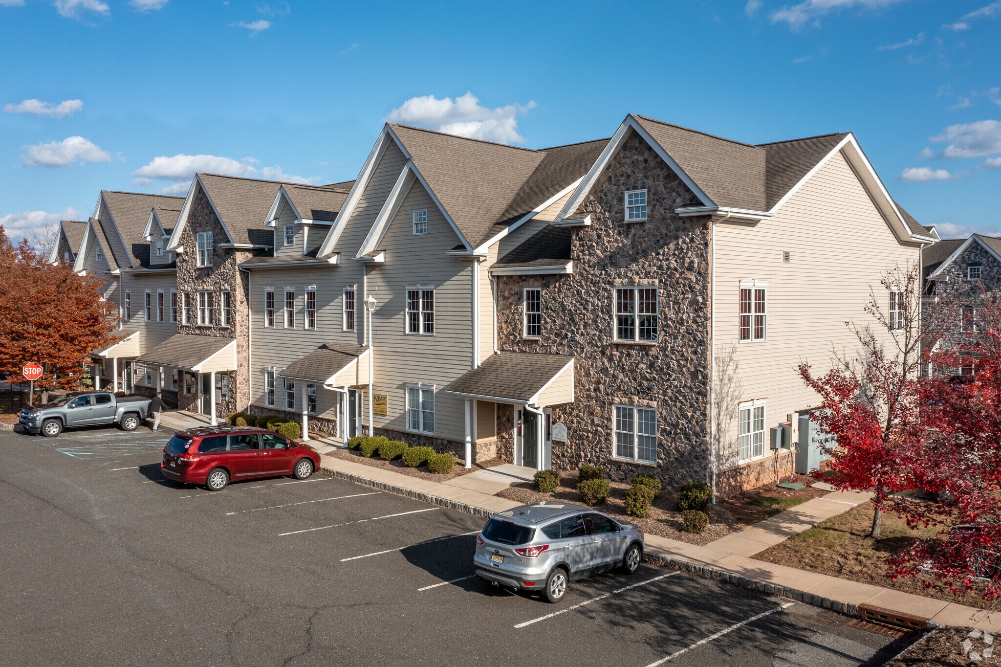 5 Walter E Foran Blvd, Flemington, NJ à louer Photo de l’immeuble– Image 1 sur 36