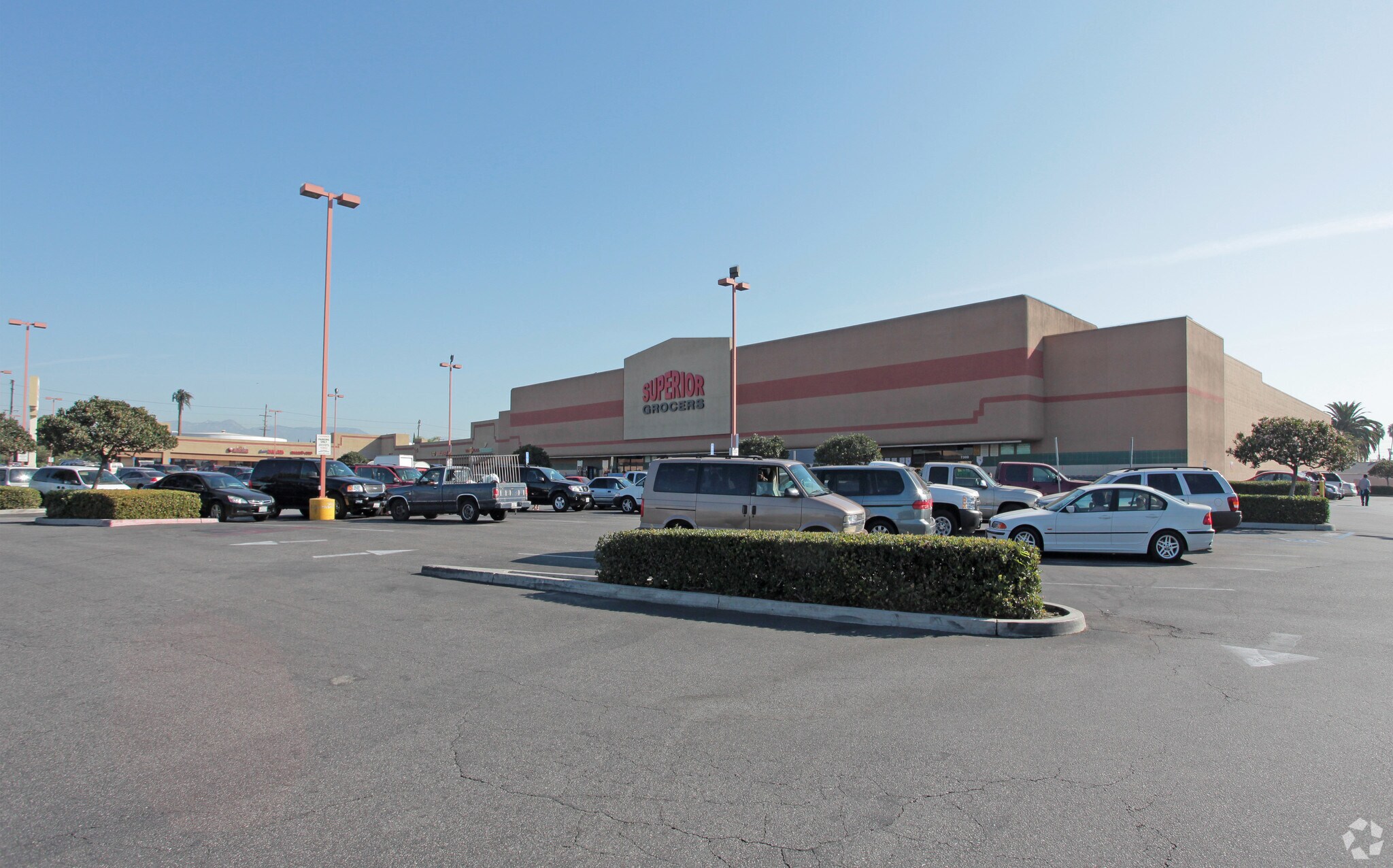 7200 Atlantic Ave, Cudahy, CA à louer Photo principale– Image 1 sur 7