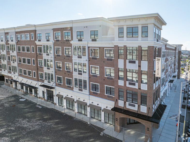 10 W Westfield Ave W, Roselle Park, NJ à louer - Photo de l’immeuble – Image 2 sur 67