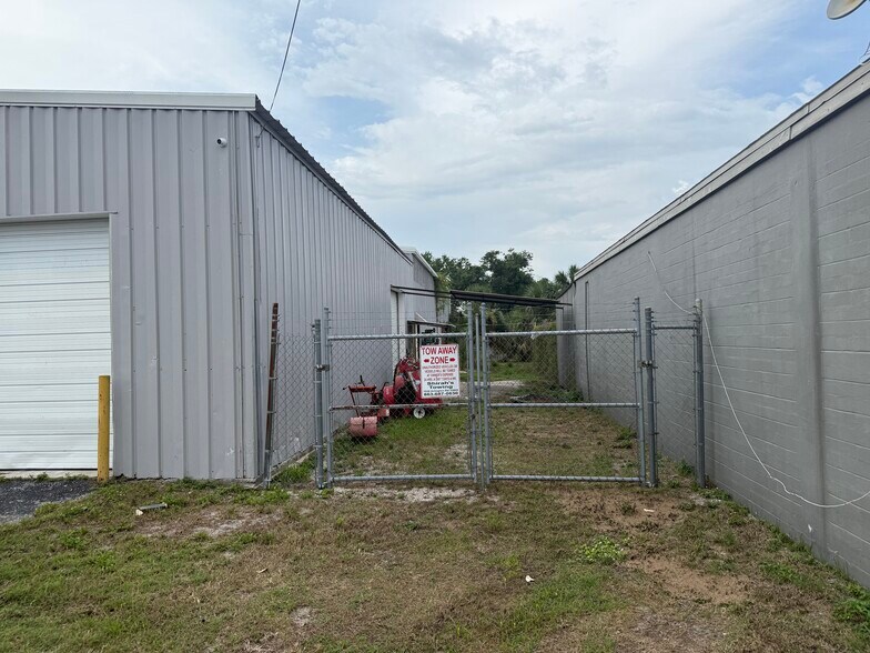 1728 Olive St, Lakeland, FL à vendre - Photo de l’immeuble – Image 3 sur 31