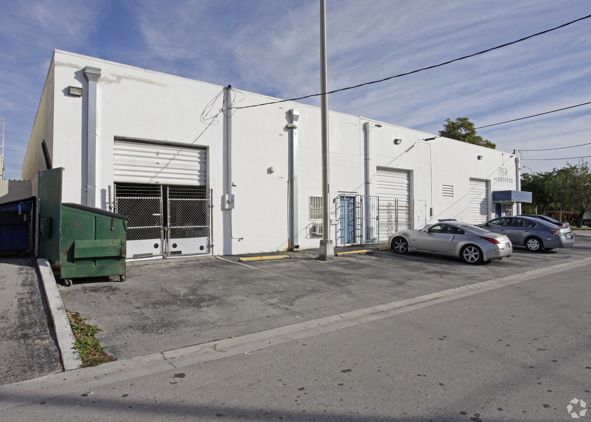 460 W 84th St, Hialeah, FL à louer Photo principale– Image 1 sur 18