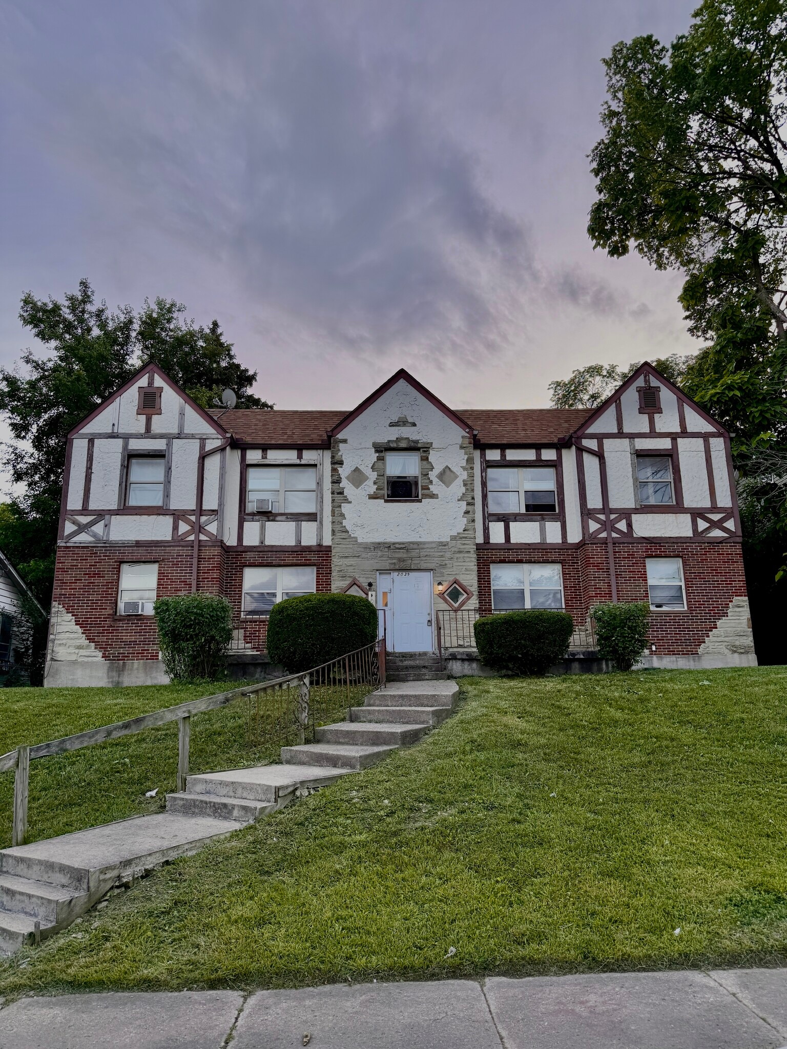 2039 Emerson Ave, Dayton, OH à vendre Photo de l’immeuble– Image 1 sur 25