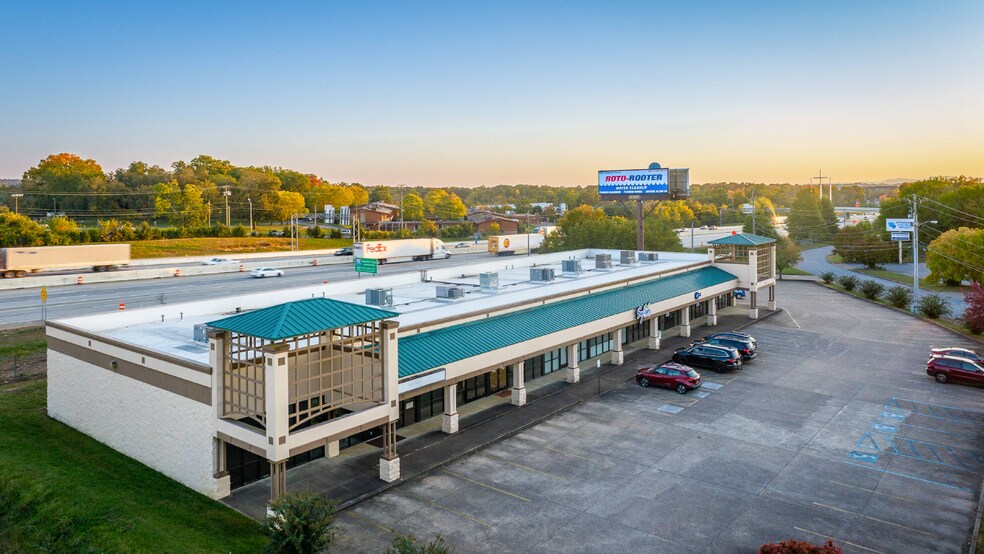 7610 Hamilton Park Dr, Chattanooga, TN à louer - Photo principale – Image 1 sur 19