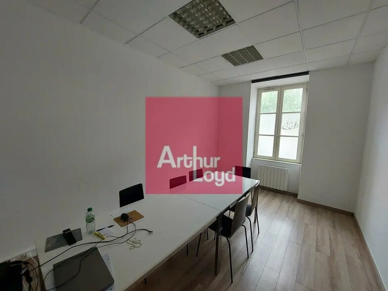 Local commercial dans Clermont-Ferrand à vendre - Photo intérieure – Image 3 sur 7