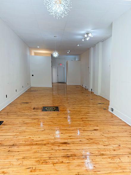1128-1130 N High St, Columbus, OH à louer - Photo de l’immeuble – Image 3 sur 3