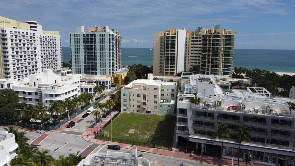 1475 Collins Ave, Miami Beach, FL à vendre - Photo principale – Image 1 sur 4