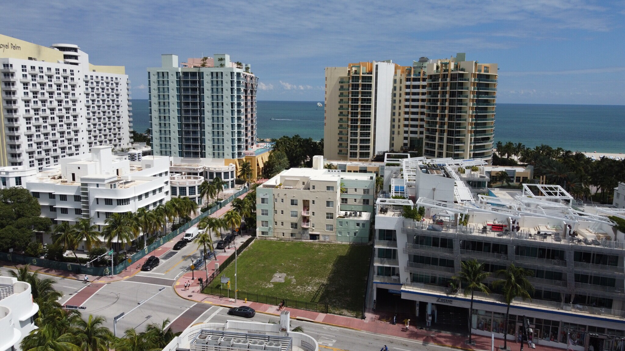 1475 Collins Ave, Miami Beach, FL à vendre Photo principale– Image 1 sur 5