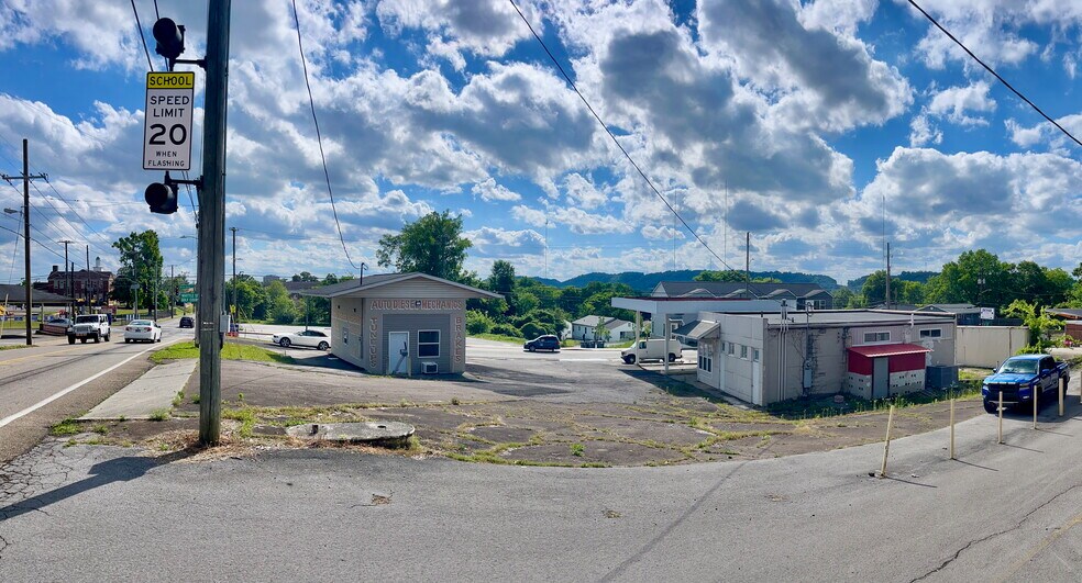 2700 Whittle Springs Rd, Knoxville, TN à vendre - Photo de l’immeuble – Image 2 sur 12