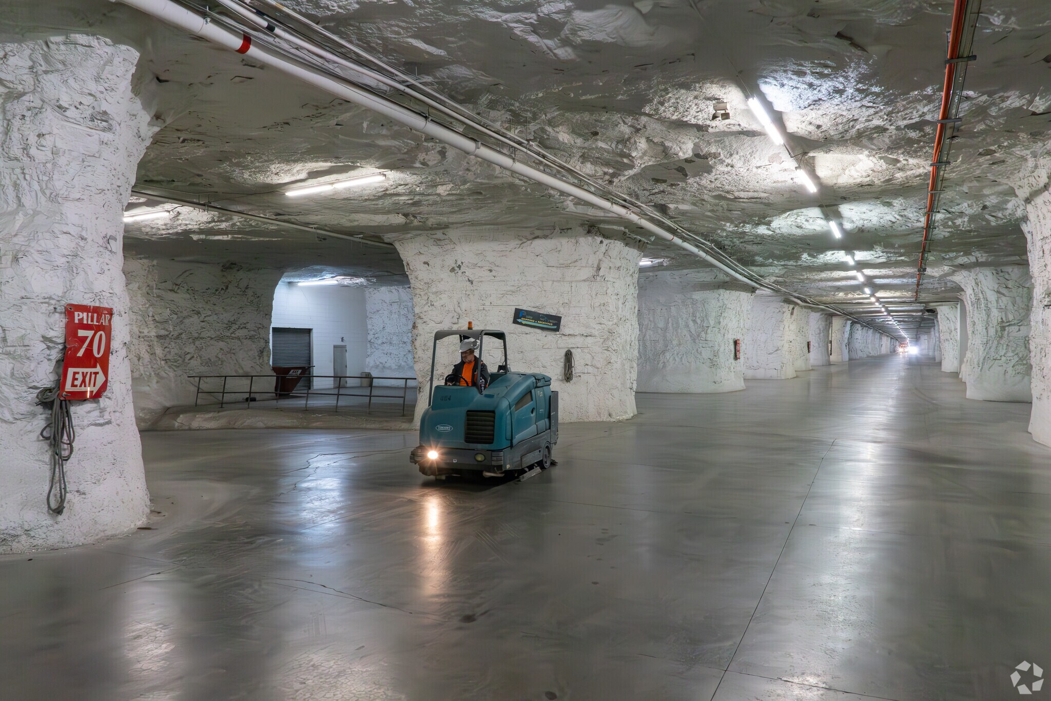 1600 N State Route 291, Independence, MO à louer Photo principale– Image 1 sur 14