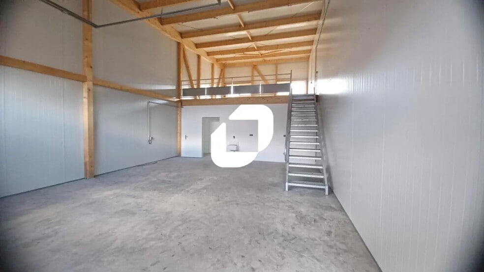 Local d’activités dans Chalifert à louer - Photo intérieure – Image 3 sur 9