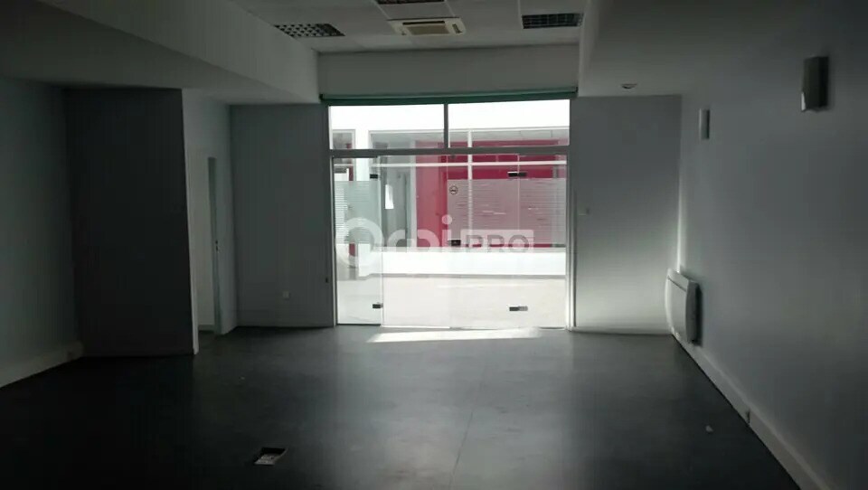 Bureau dans Reims à louer - Photo de l’immeuble – Image 3 sur 7