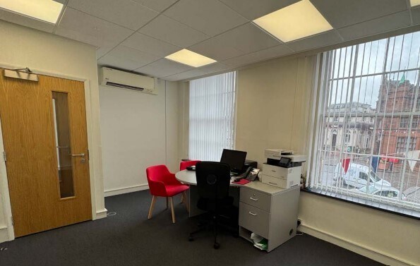 10 Market Sq, Penrith à vendre - Photo intérieure – Image 3 sur 4