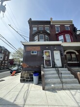 5100 Spruce St, Philadelphia, PA à louer Photo de l’immeuble– Image 1 sur 4