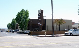 Plus de détails pour 13012 Saticoy St, North Hollywood, CA - Industriel/Logistique à louer