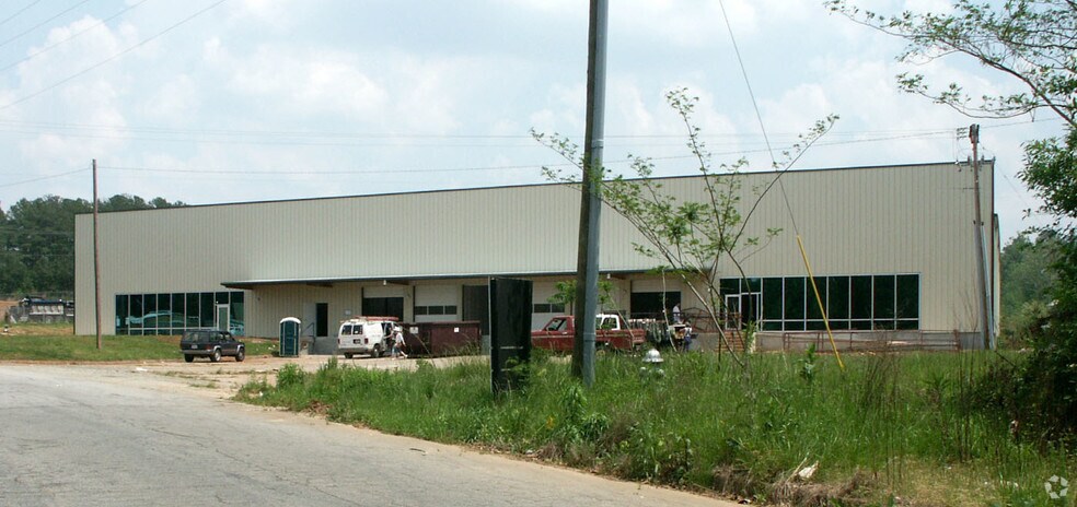 742 Winer Industrial Way, Lawrenceville, GA à louer - Photo de l’immeuble – Image 3 sur 7
