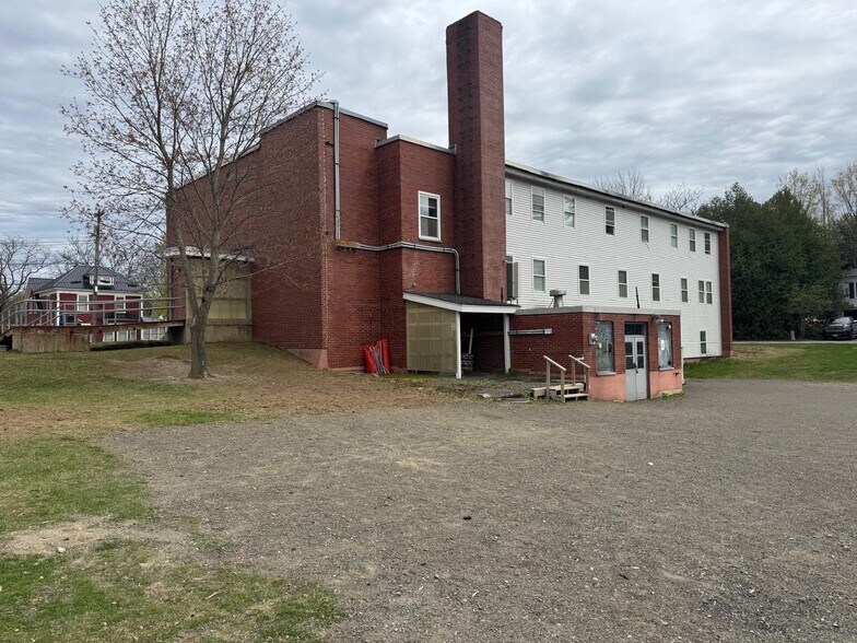 45 School St, Houlton, ME à louer - Photo de l’immeuble – Image 3 sur 16