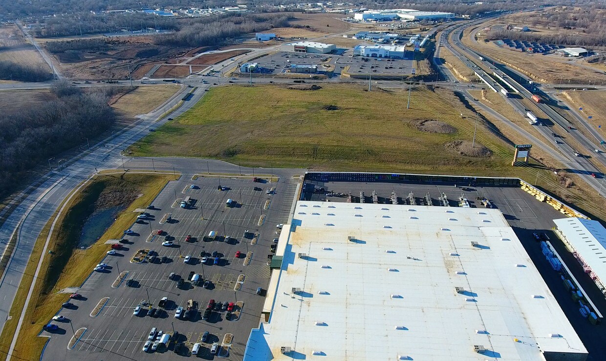 631 E Markey Pky, Belton, MO à vendre Photo principale– Image 1 sur 6