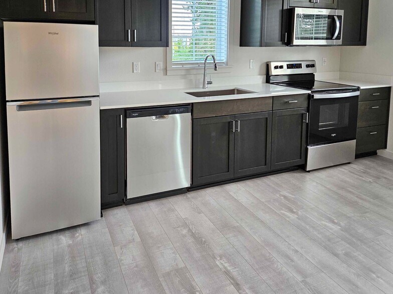 2195 Audubon Ave SE, Salem, OR à vendre - Photo de l’immeuble – Image 2 sur 18