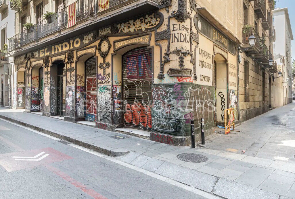 Local commercial dans Barcelone, Barcelona à louer Photo intérieure– Image 1 sur 7