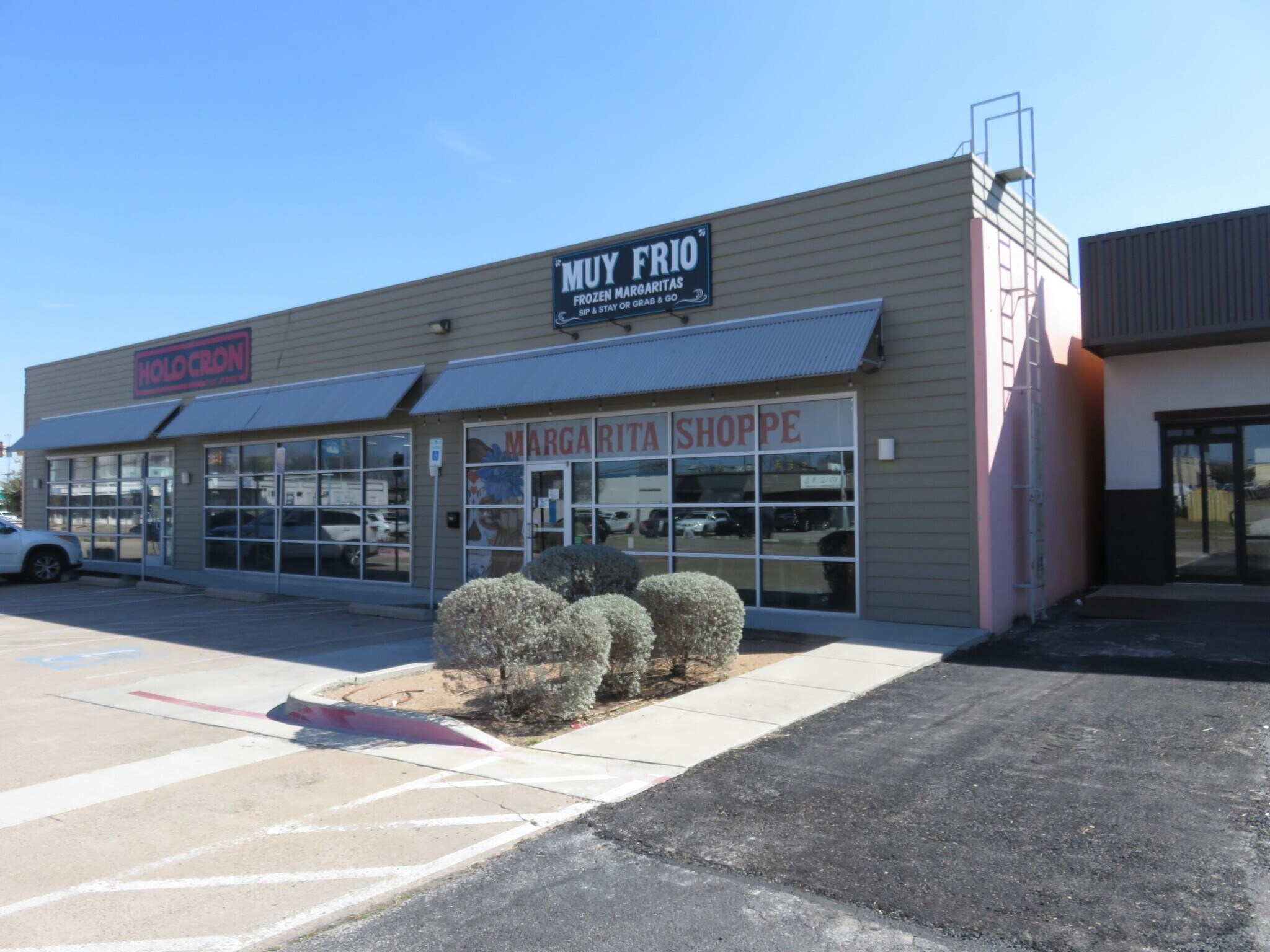 3613 W Vickery Blvd, Fort Worth, TX à louer Photo de l’immeuble– Image 1 sur 5