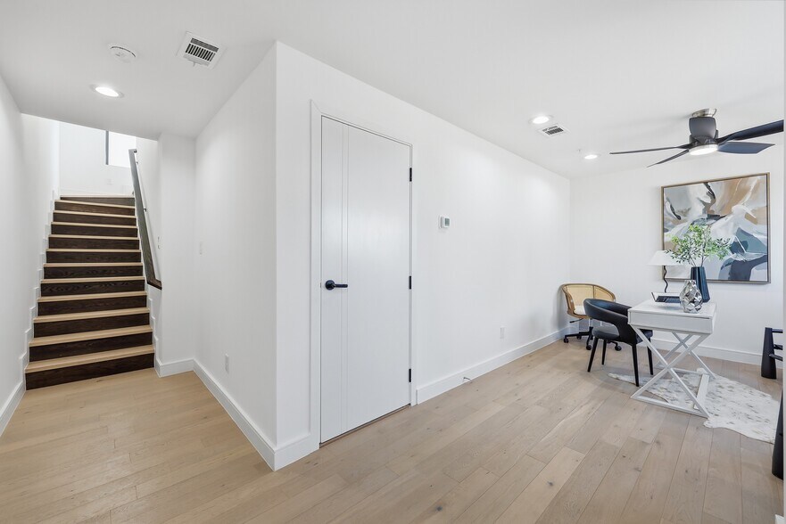 2631 Kirby st, Dallas, TX à vendre - Photo de l’immeuble – Image 2 sur 33