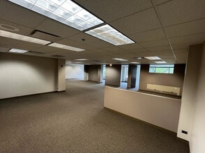 1200 Jorie Blvd, Oak Brook, IL à louer Photo intérieure– Image 2 sur 11