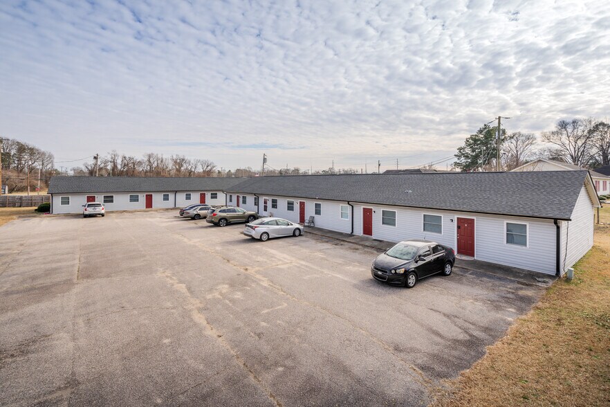 221 W Virginia St, Rocky Mount, NC à vendre - Photo de l’immeuble – Image 2 sur 11