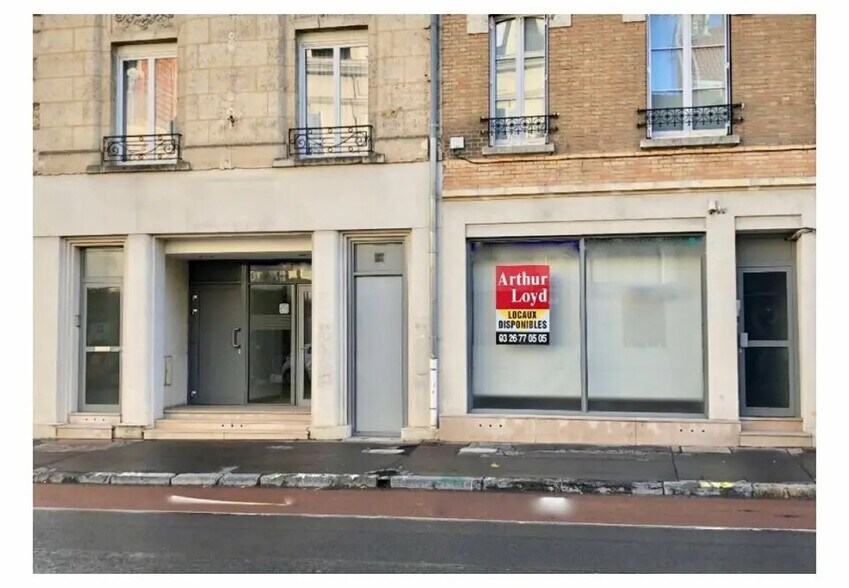 Local commercial dans Reims à louer - Photo de l’immeuble – Image 3 sur 7