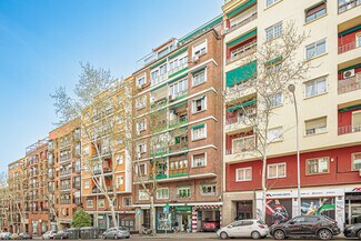 Plus de détails pour Local commercial à louer