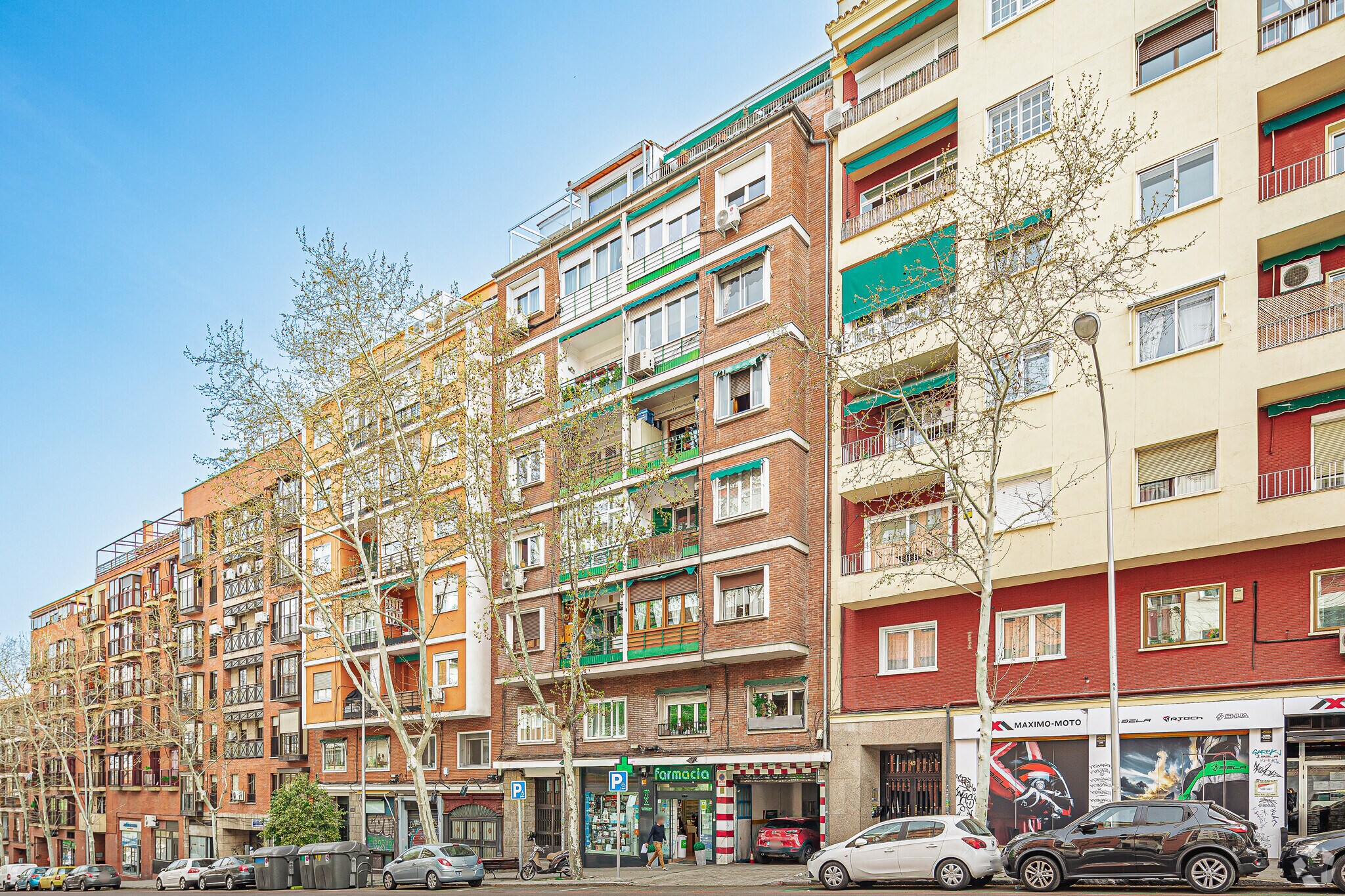 Local commercial dans Madrid, Madrid à louer Photo principale– Image 1 sur 2