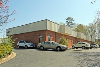 Plus de détails pour 4904 Alpinis Dr, Raleigh, NC - Local d'activités à louer