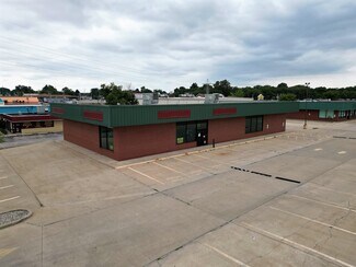 Plus de détails pour 2875 N Water St, Decatur, IL - Local commercial à louer