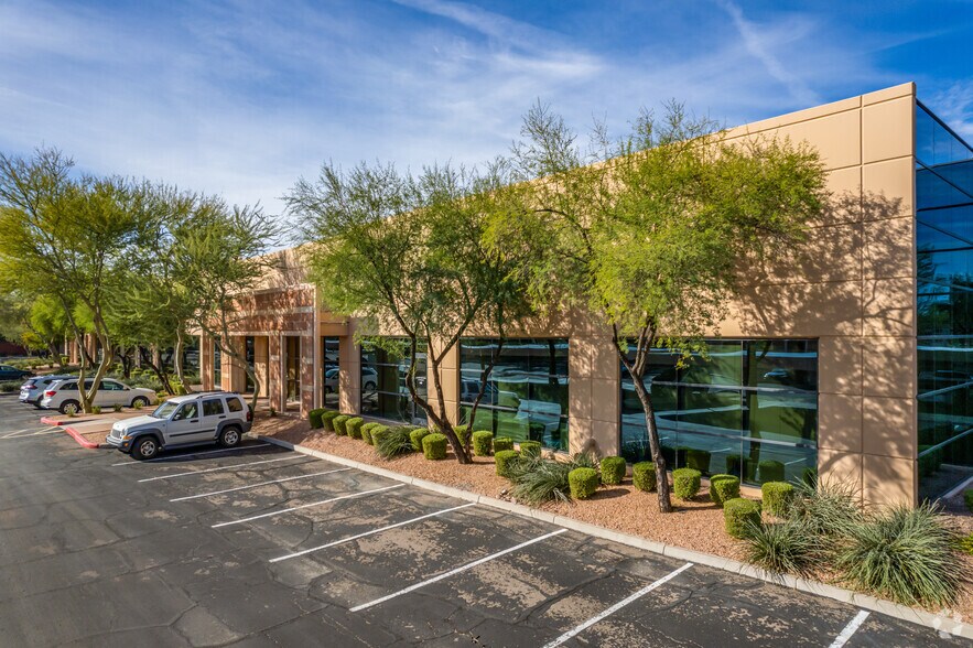 2095 W Pinnacle Peak Rd, Phoenix, AZ à louer - Photo de l’immeuble – Image 3 sur 5