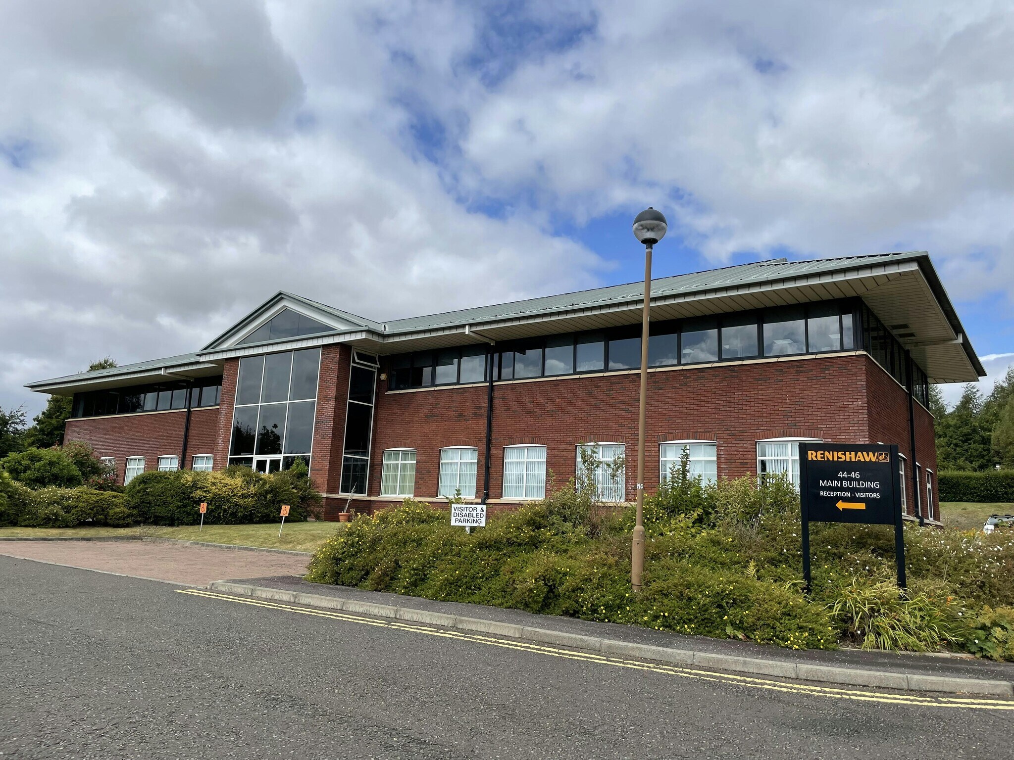 Research Ave N, Currie à louer Photo de l’immeuble– Image 1 sur 9