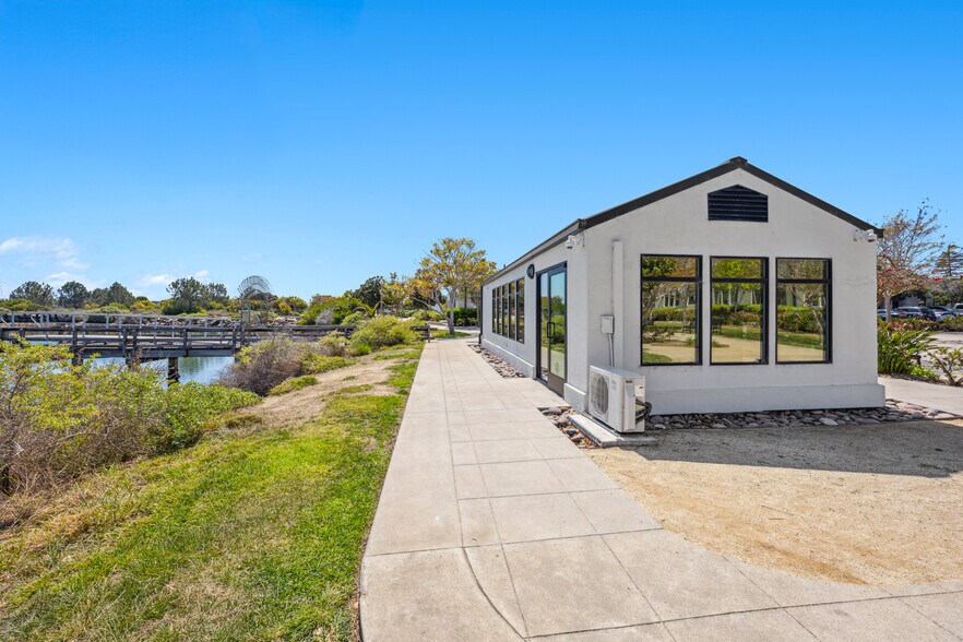 2885 Historic Decatur Rd, San Diego, CA à louer - Photo de l’immeuble – Image 2 sur 8