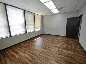 1800 Teague Dr, Sherman, TX à louer Photo intérieure– Image 1 sur 3