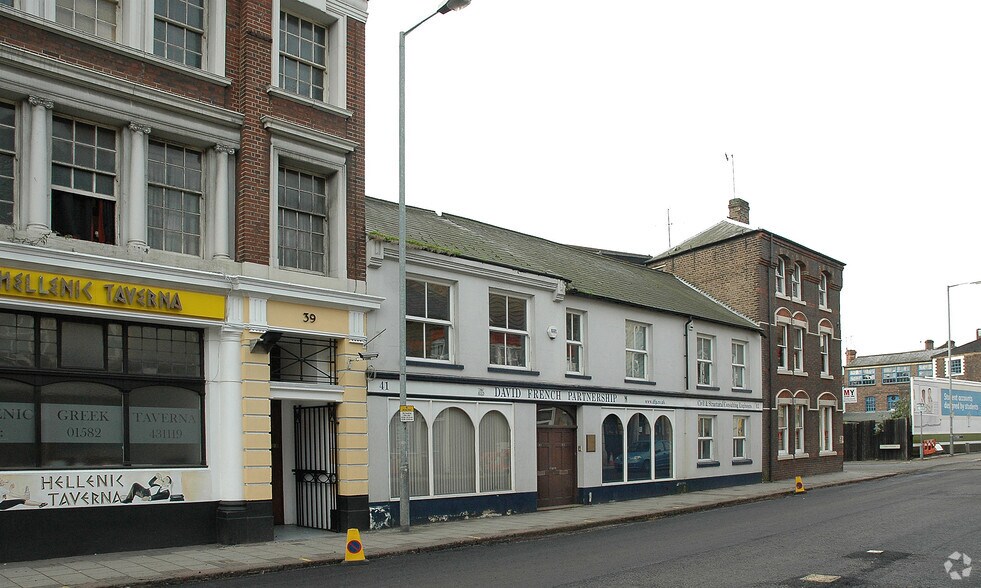 41-43 Guildford St, Luton à louer - Photo de l’immeuble – Image 2 sur 2